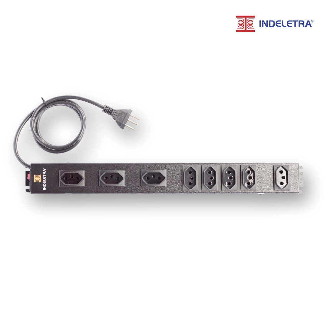 Foto – 8 tomadas Rack 19"